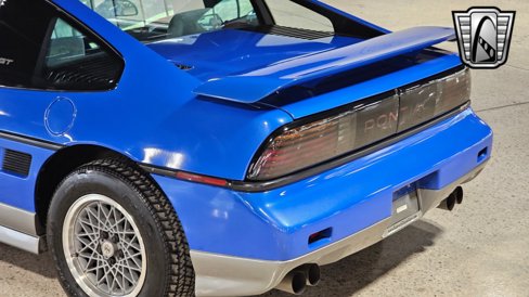 Used 1987 Pontiac Fiero GT image 7