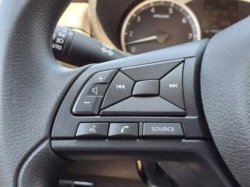 New 2025 Nissan Versa S w/ Trunk Package image 29