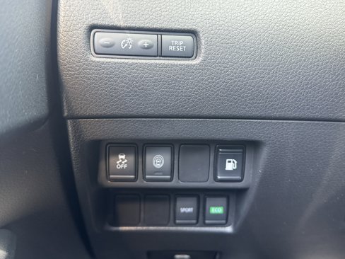 Used 2019 Nissan Rogue S w/ Special Edition Package image 30
