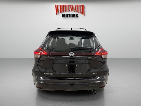 Used 2021 Nissan Kicks SR w/ Interior Electronics Package image 3