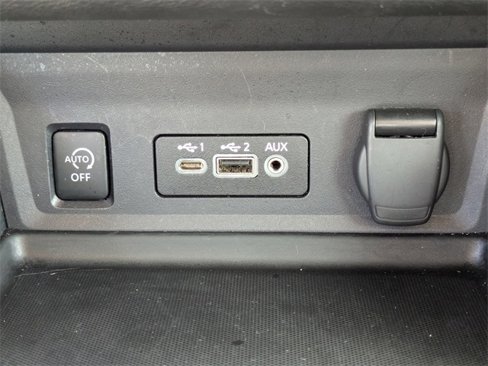 Used 2024 Nissan Sentra SV image 25
