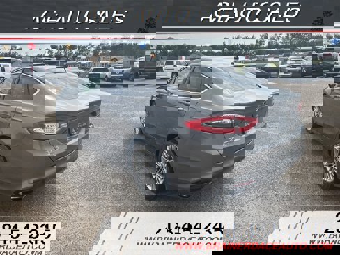 Used 2014 Ford Fusion SE w/ Equipment Group 202A image 4