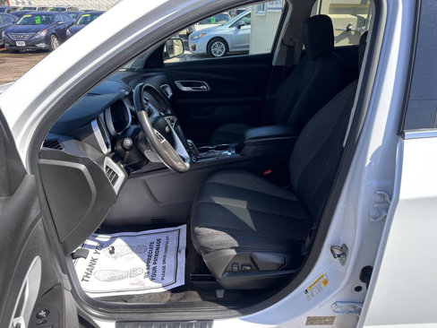Used 2011 Chevrolet Equinox LT image 10