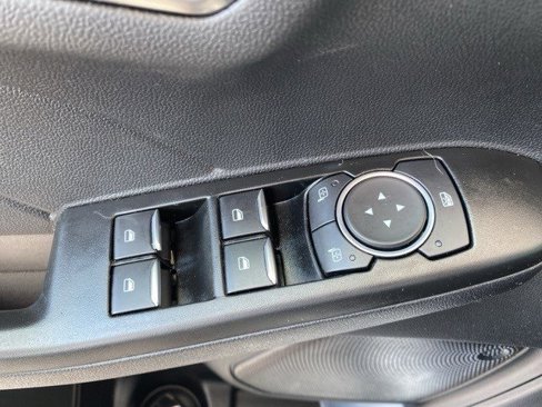 Certified 2022 Ford Escape Titanium image 11