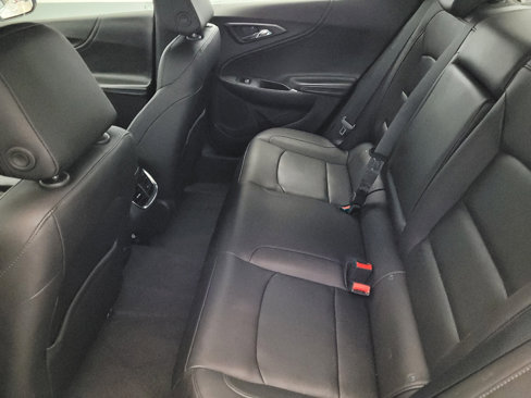 Used 2017 Chevrolet Malibu LT w/ Leather Package image 18