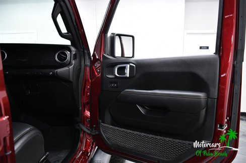 Used 2022 Jeep Wrangler Unlimited Rubicon w/ Dual Top Group image 55