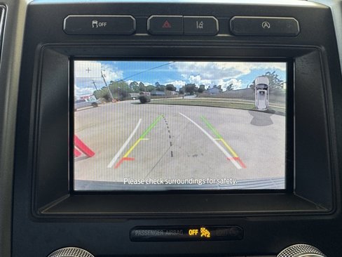 Used 2021 Ford Expedition XLT image 20