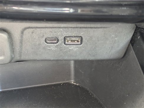 Used 2024 Chevrolet Trax LT image 24