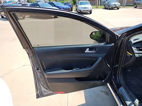 Used 2017 Hyundai Sonata Sport w/ Value Edition Package 02 image 10