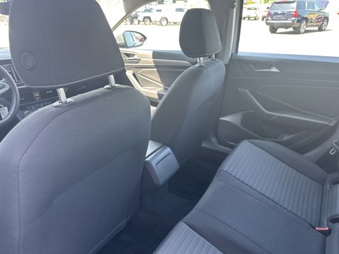 Used 2024 Volkswagen Jetta S image 19