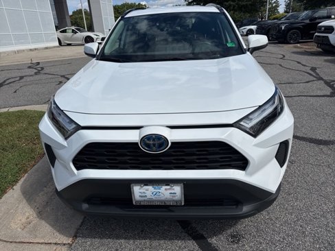 Used 2024 Toyota RAV4 LE image 4