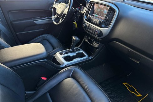 Used 2015 Chevrolet Colorado LT w/ Luxury Package image 17