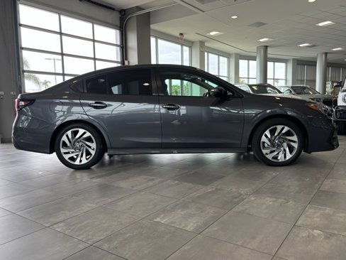 Used 2023 Subaru Legacy Limited image 2