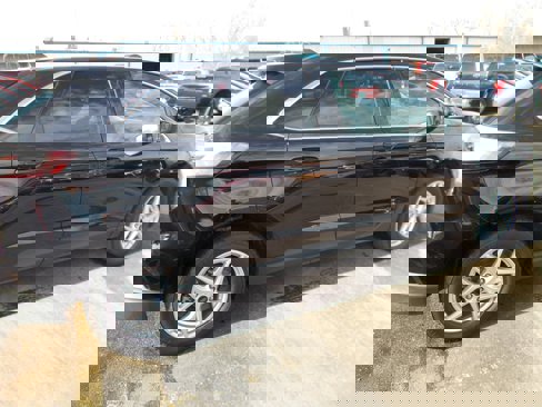 Used 2022 Ford Edge SEL w/ Convenience Package image 2