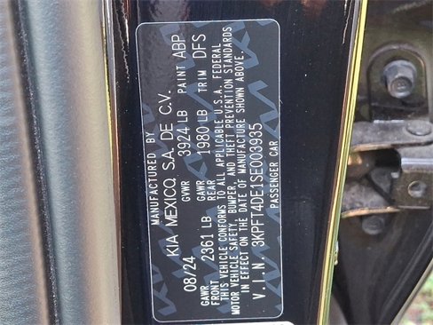 Certified 2025 Kia K4 LX image 26