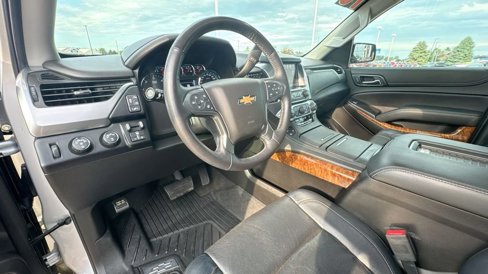 Certified 2018 Chevrolet Suburban Premier image 10