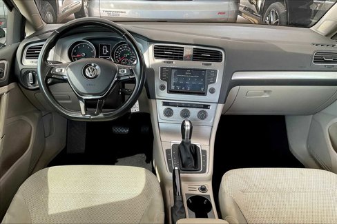 Used 2017 Volkswagen Golf S image 14