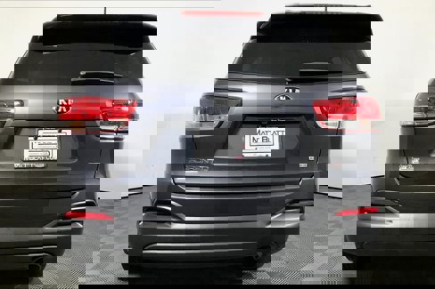 Used 2017 Kia Sorento LX image 5