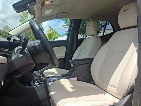 Used 2024 Buick Encore GX Sport Touring w/ Comfort Package image 13