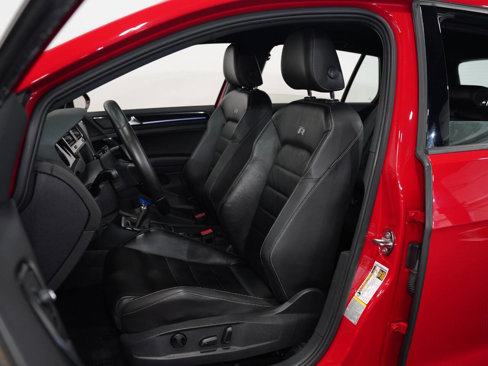 Used 2016 Volkswagen Golf 4-Door image 26