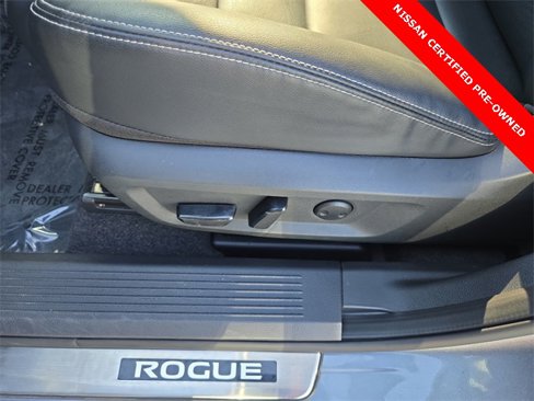 Used 2023 Nissan Rogue SL w/ SL Premium Package image 27