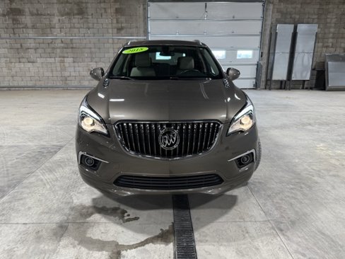 Used 2018 Buick Envision Essence image 2