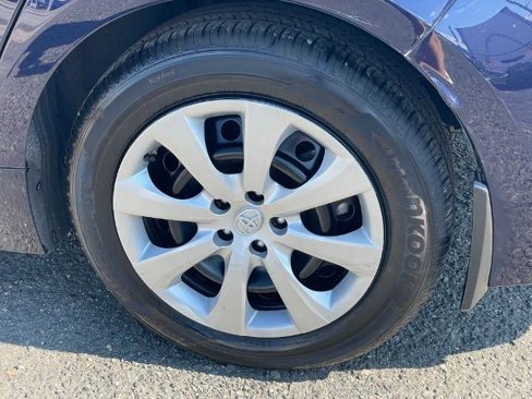 Used 2022 Toyota Corolla LE image 26