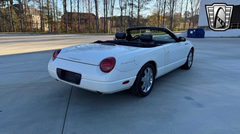 Used 2002 Ford Thunderbird image 26