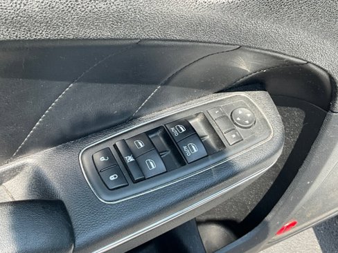 Used 2013 Dodge Charger R/T w/ Wheels & Tunes Group image 30