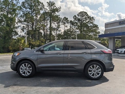 Used 2024 Ford Edge Titanium image 8