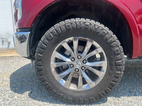 Used 2015 Ford F150 Lariat image 7