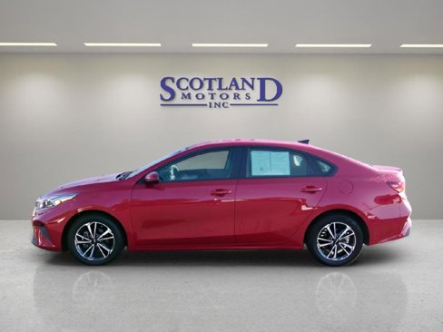 Used 2024 Kia Forte LXS image 1
