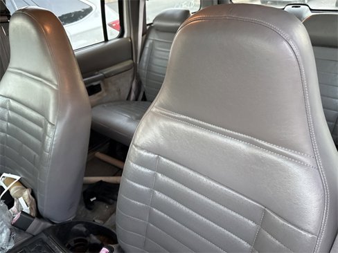 Used 2000 Ford Explorer XL image 6