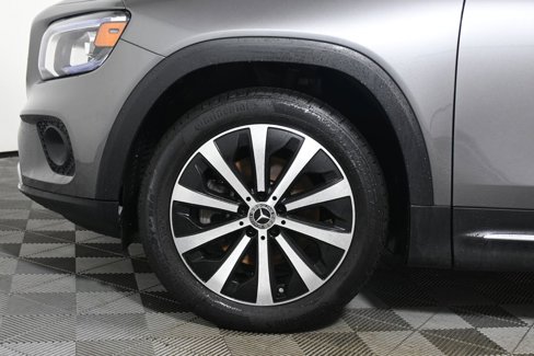 Used 2022 Mercedes-Benz GLB 250 4MATIC image 11