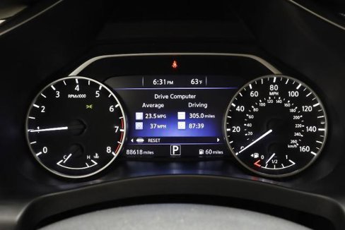 Used 2018 Nissan Murano S image 11
