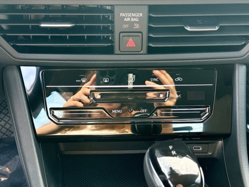 New 2025 Volkswagen Jetta S image 9