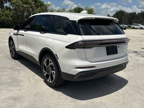 New 2025 Lincoln Nautilus Premier w/ Jet Appearance Package image 8