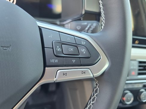 New 2025 Volkswagen Taos S image 29