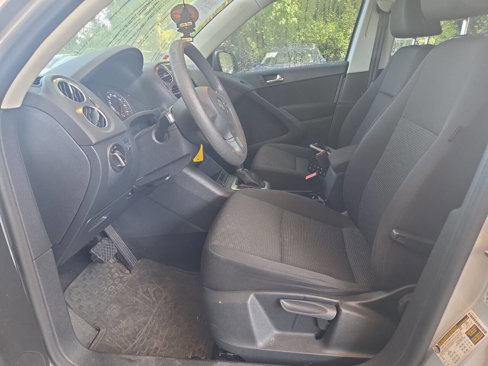 Used 2017 Volkswagen Tiguan Limited image 6