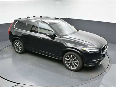 Used 2019 Volvo XC90 T5 Momentum w/ Protection Package Premier image 17