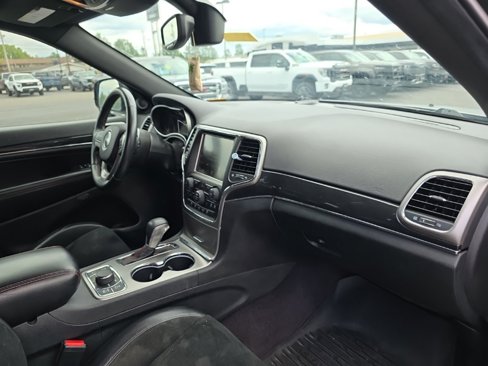 Used 2017 Jeep Grand Cherokee Trailhawk w/ Trailhawk Luxury Group image 16