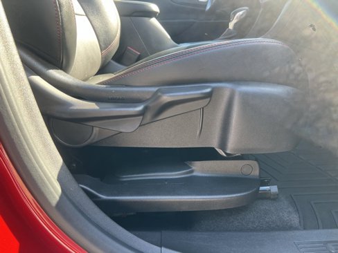 Used 2023 Chevrolet Equinox RS w/ RS Leather Package image 20