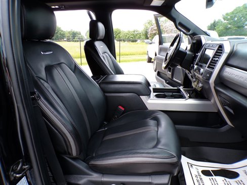 Used 2020 Ford F250 Platinum w/ FX4 Off-Road Package image 32