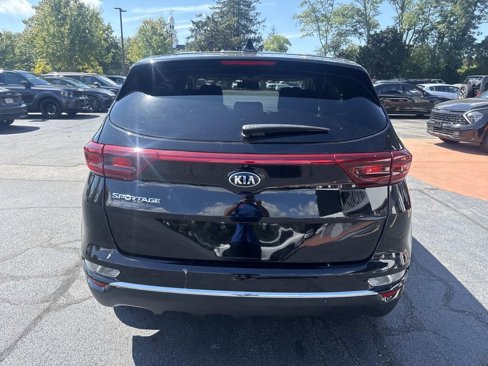 Used 2022 Kia Sportage LX image 4