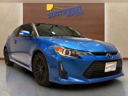 Used 2016 Scion tC image 5