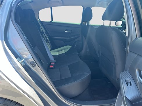 Used 2022 Nissan Sentra SV image 25