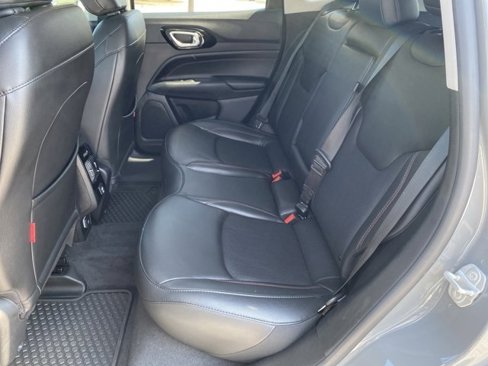 Used 2022 Jeep Compass Trailhawk image 33