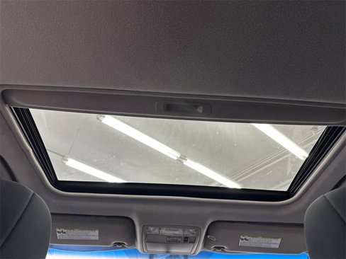 Used 2010 Toyota Camry image 21