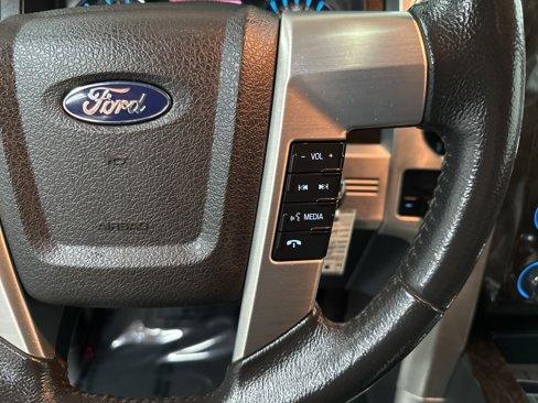 Used 2013 Ford F150 Platinum image 18