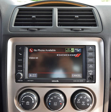 Used 2011 Dodge Challenger SRT8 image 28
